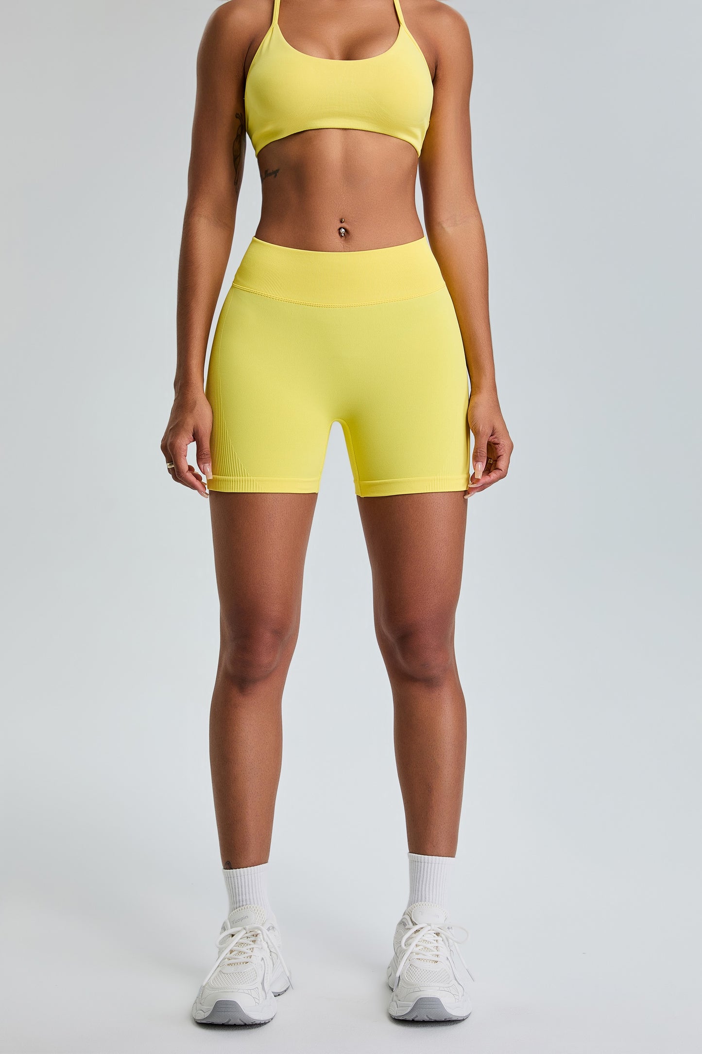 Seamless High Waist Yoga Shorts Hip Lifting Sports Shorts Yellow