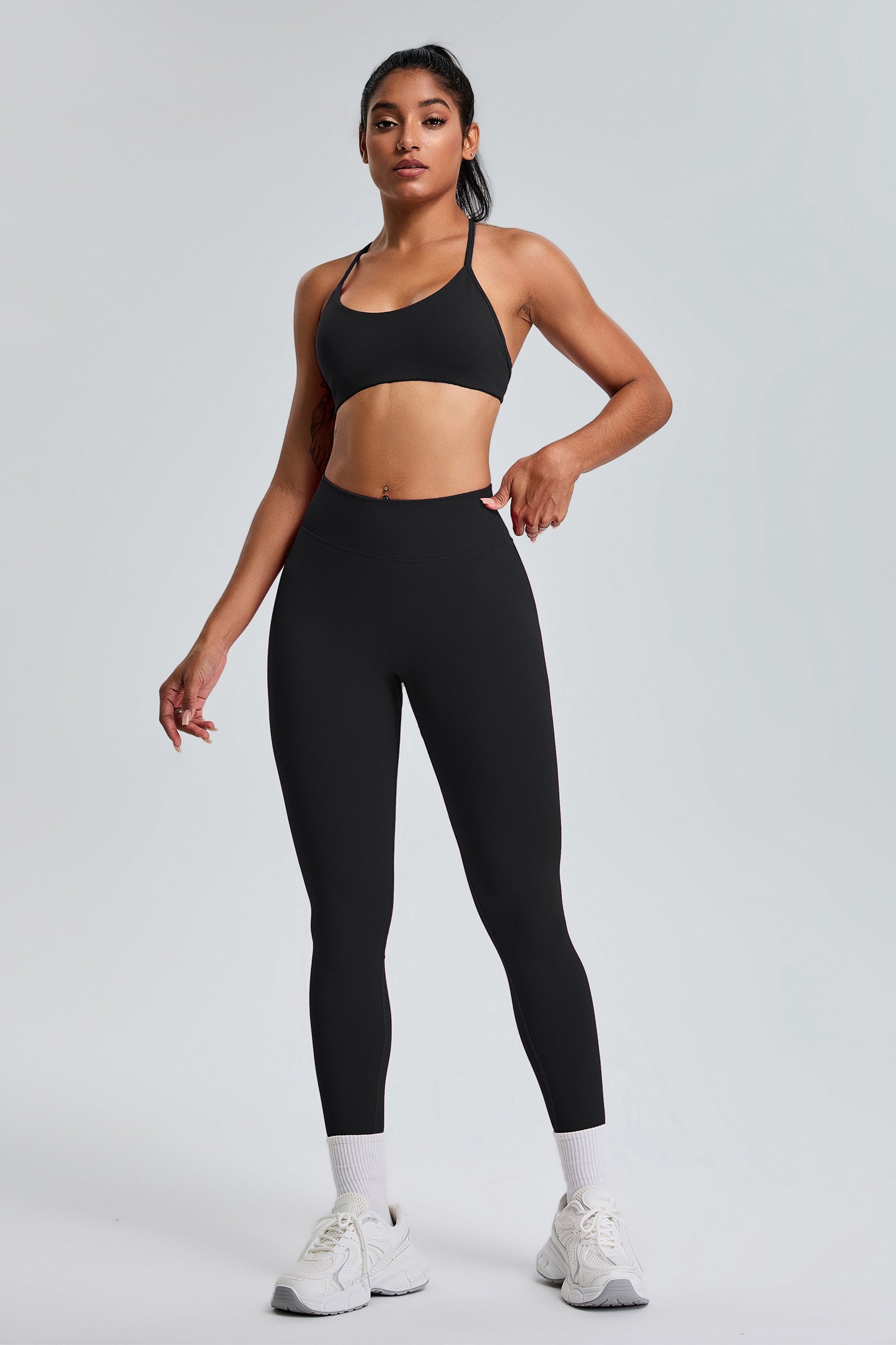 Sexy Seamless Sports Bras T-Shaped Back Hip Lifting Leggings Sets Black
