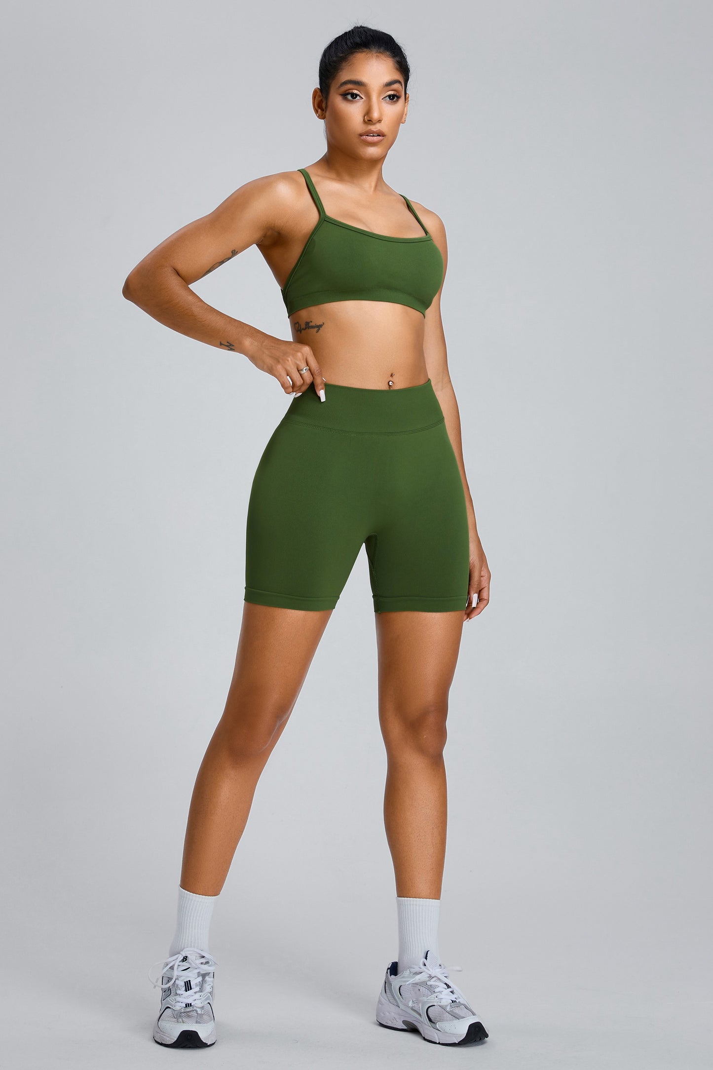 Seamless Yoga Shorts Hip Lifting Shorts Olive Green