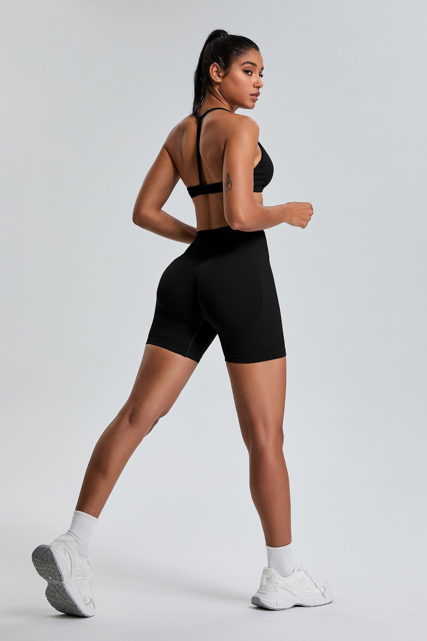 Sexy Seamless Sports Bras T-Shaped Back Yoga Bras Black