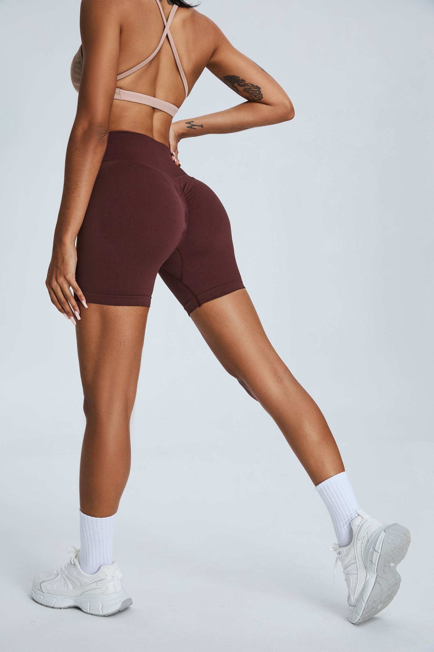 Seamless Yoga Shorts Hip Lifting Shorts Cherry Red