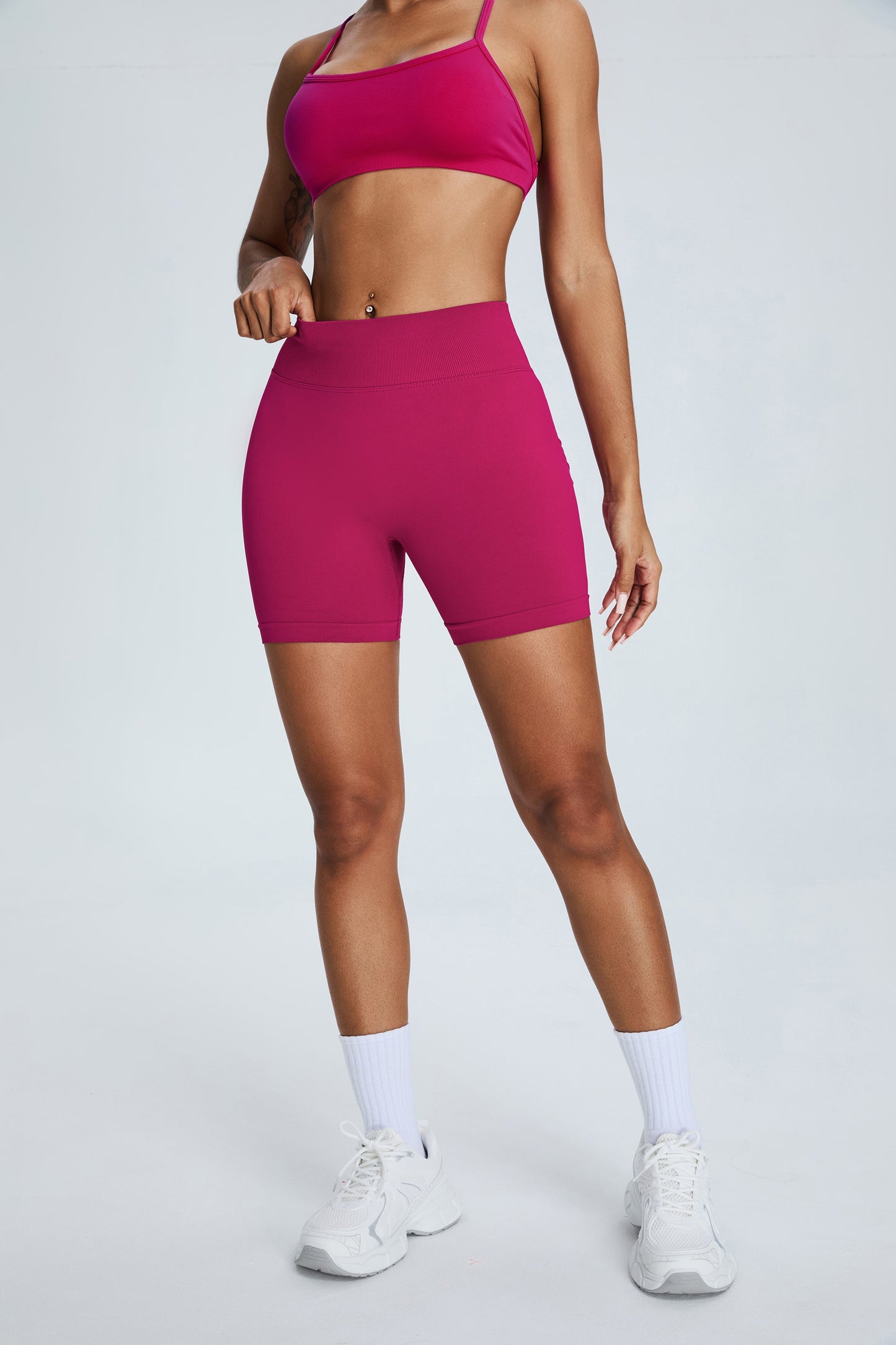 Seamless Yoga Shorts Hip Lifting Shorts Wild Berry Color