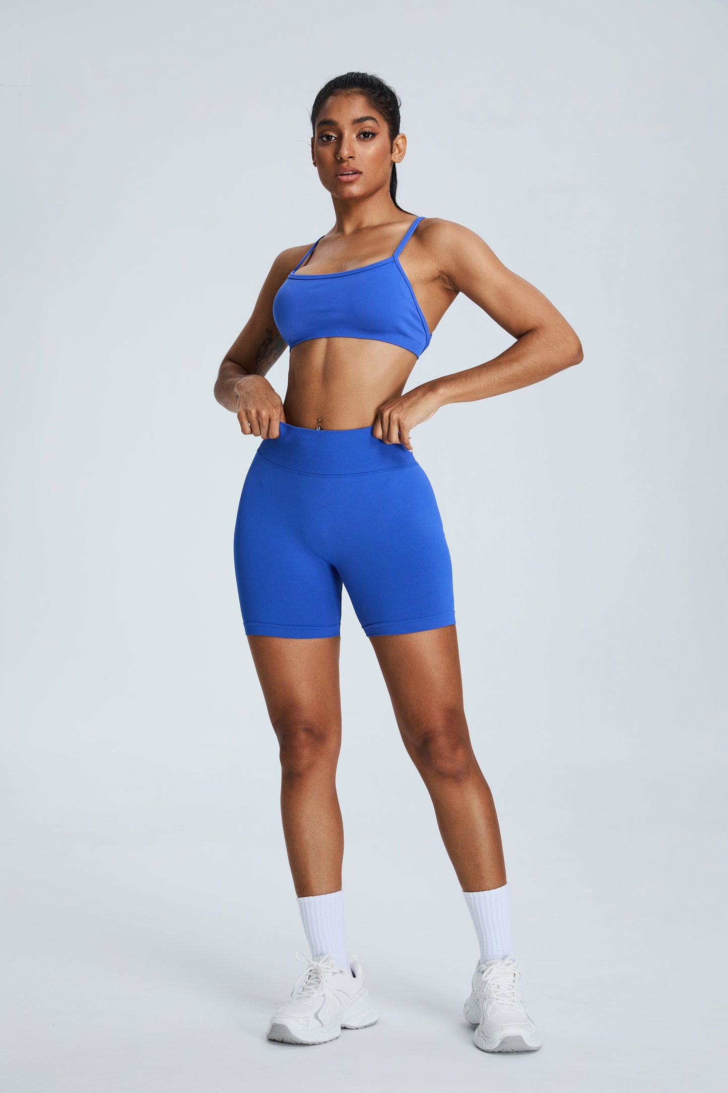 Seamless Yoga Shorts Hip Lifting Shorts Klein Blue