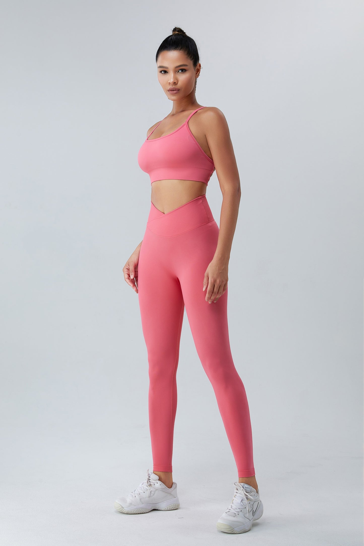 Seamless Sports Bras Cross Back Yoga Bras Pink