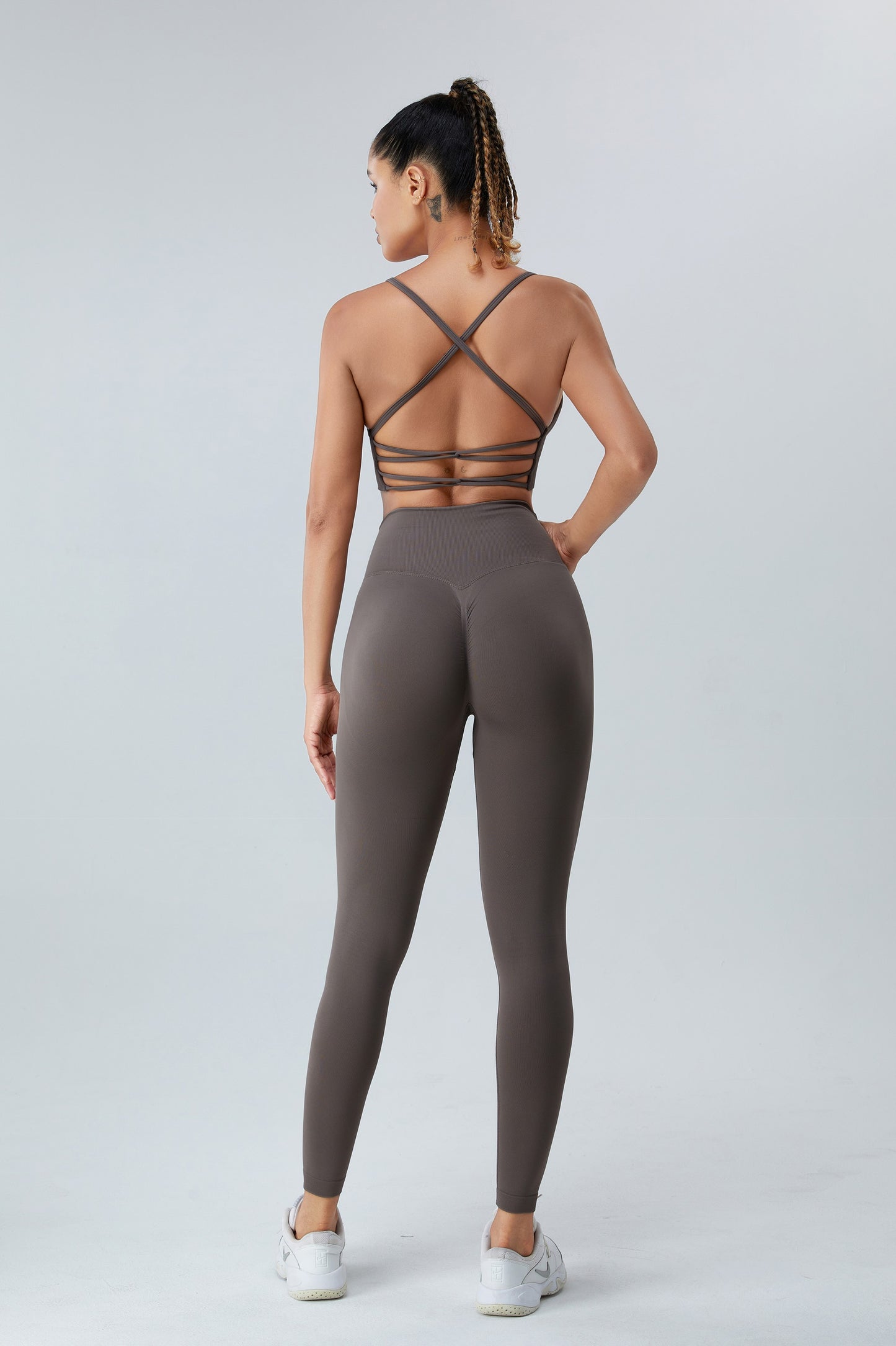Seamless Sports Bras Cross Back Yoga Bras Dark Gray