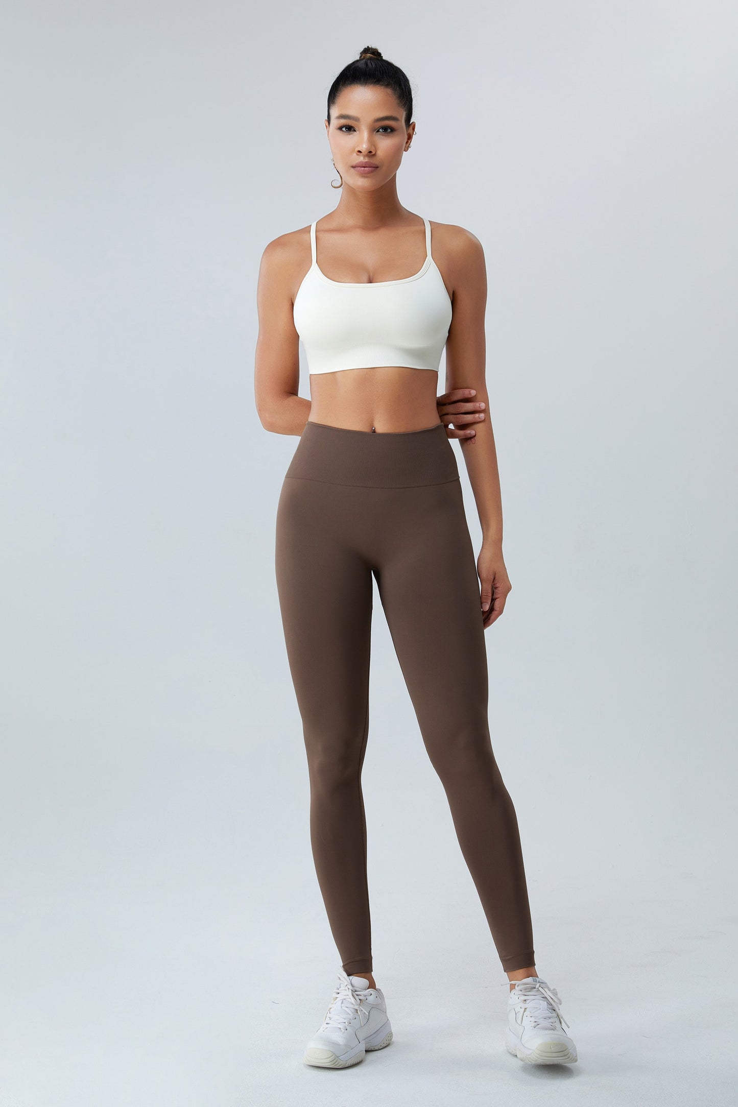 Seamless Sports Bras Cross Back Yoga Bras White