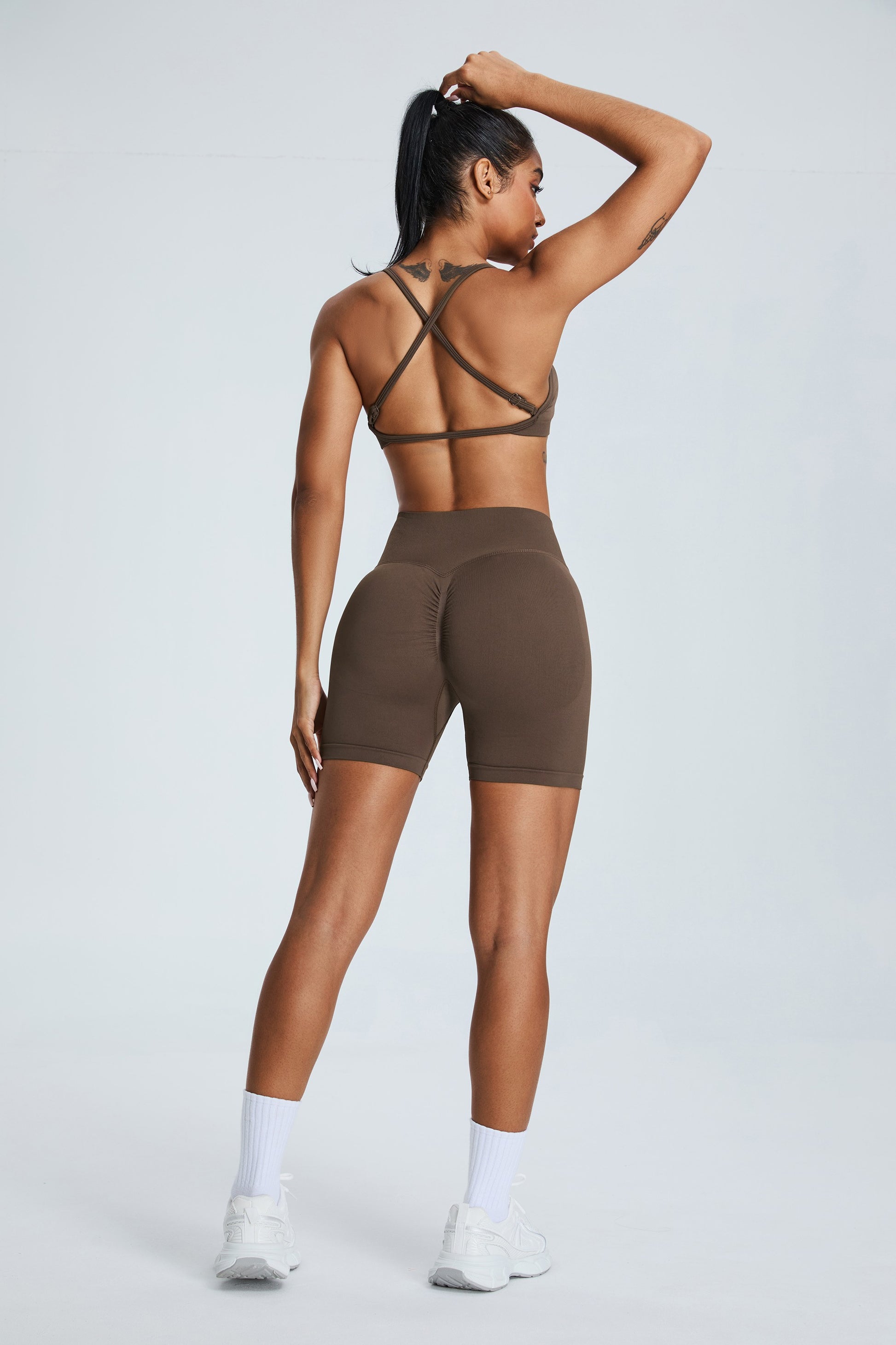 Seamless Yoga Shorts Hip Lifting Shorts Dark Brown