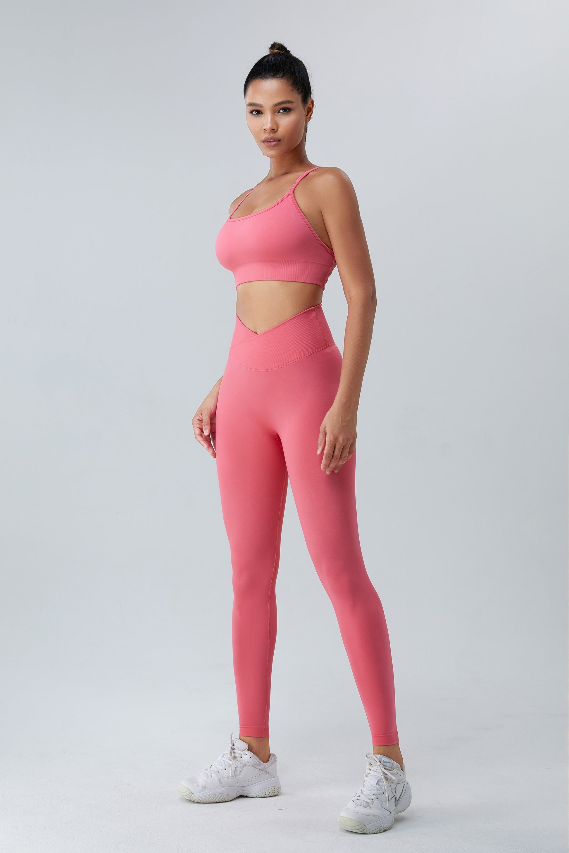 Seamless Sports Bras Cross Back Yoga Bras Pink