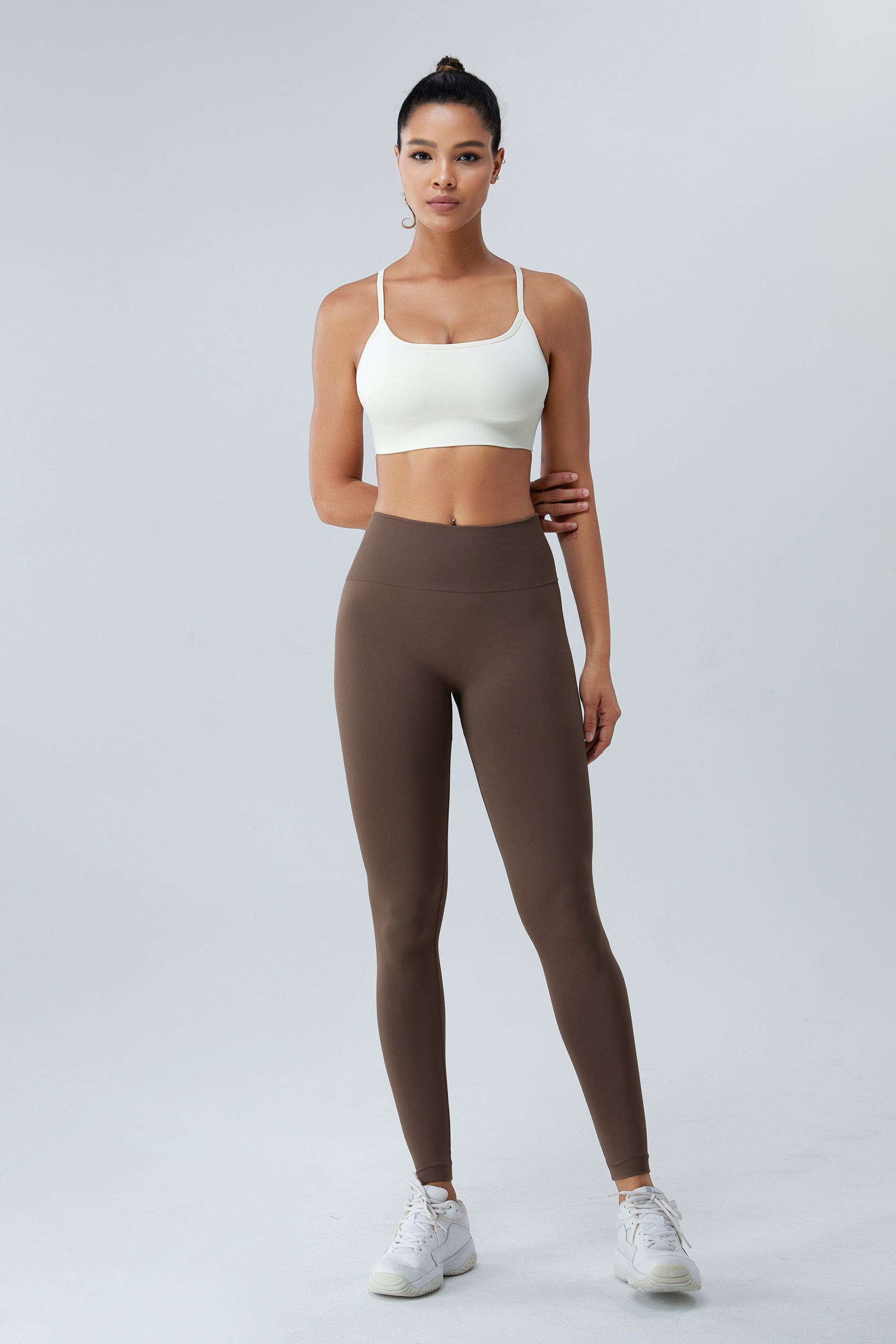 Seamless Sports Bras Cross Back Yoga Bras White